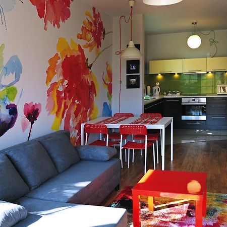 Color Apartment Cracovia Habitación foto