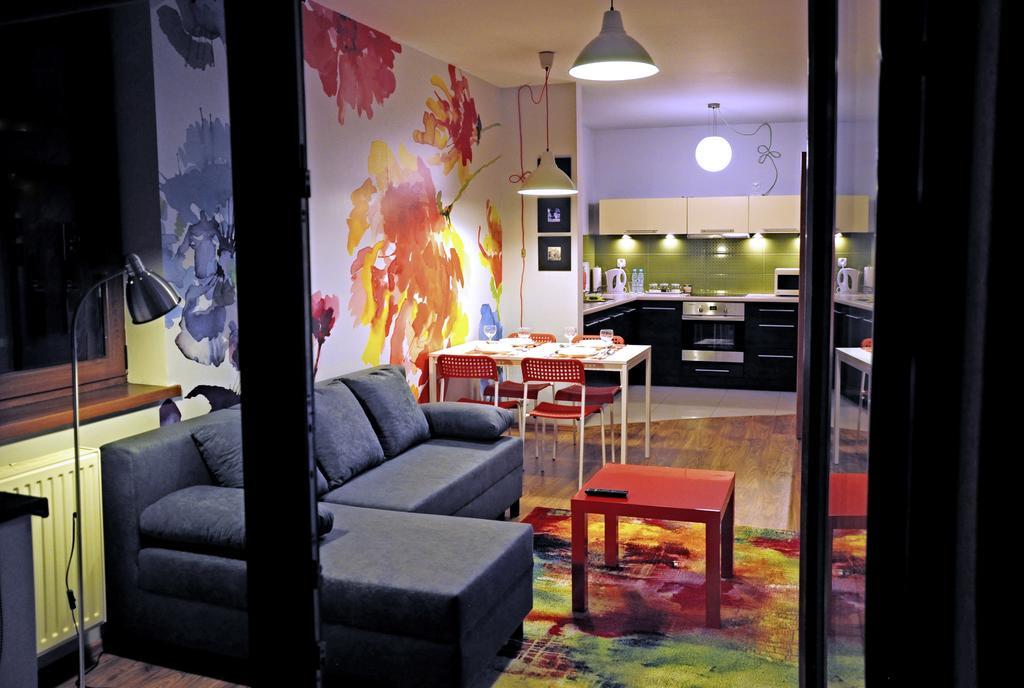 Color Apartment Cracovia Habitación foto